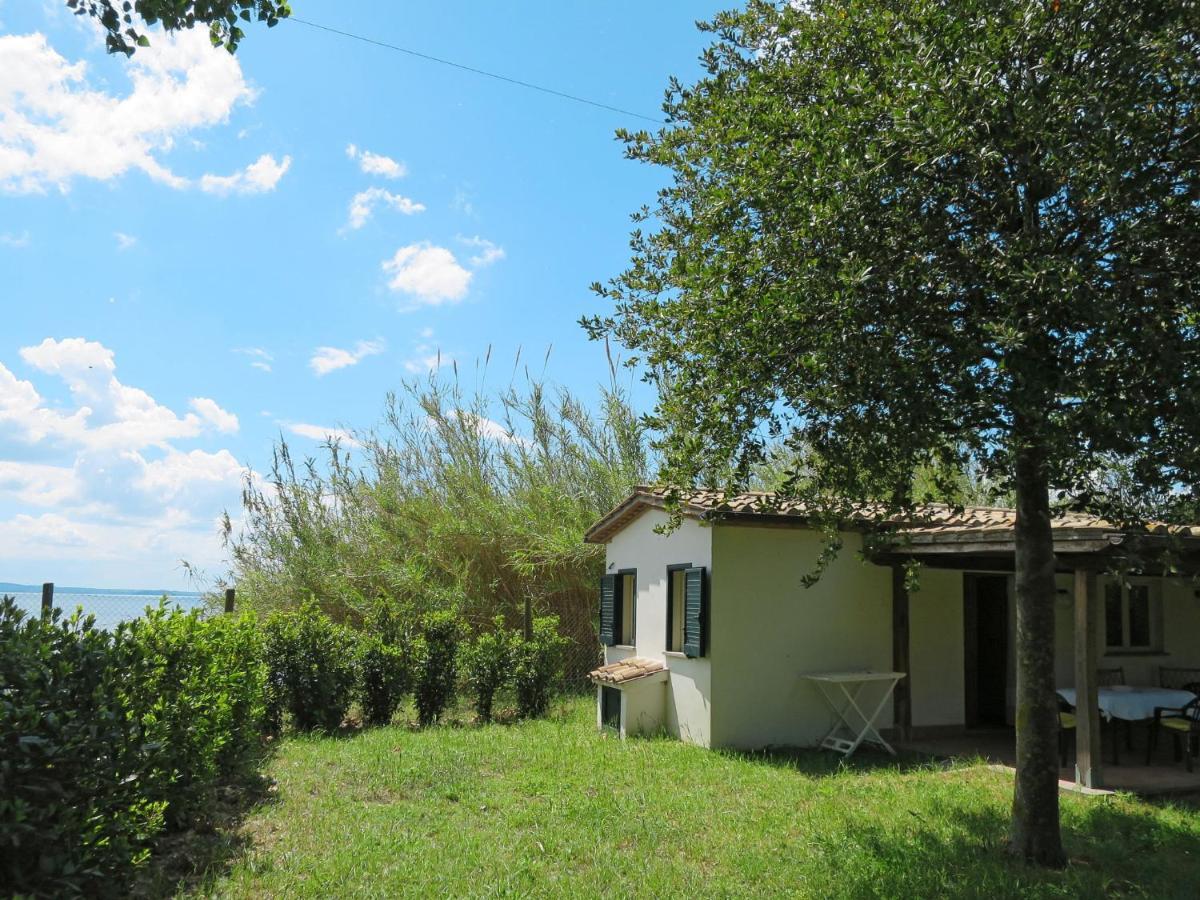Holiday Home Chalet Del Lago By Interhome Bolsena Extérieur photo