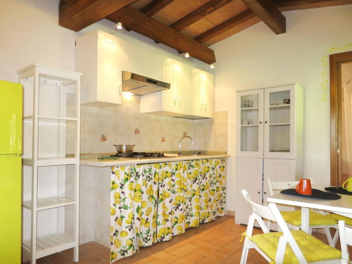 Holiday Home Chalet Del Lago By Interhome Bolsena Extérieur photo